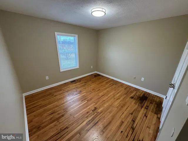 $2,100 | 125 Longstreet Avenue, Winchester, VA 22603