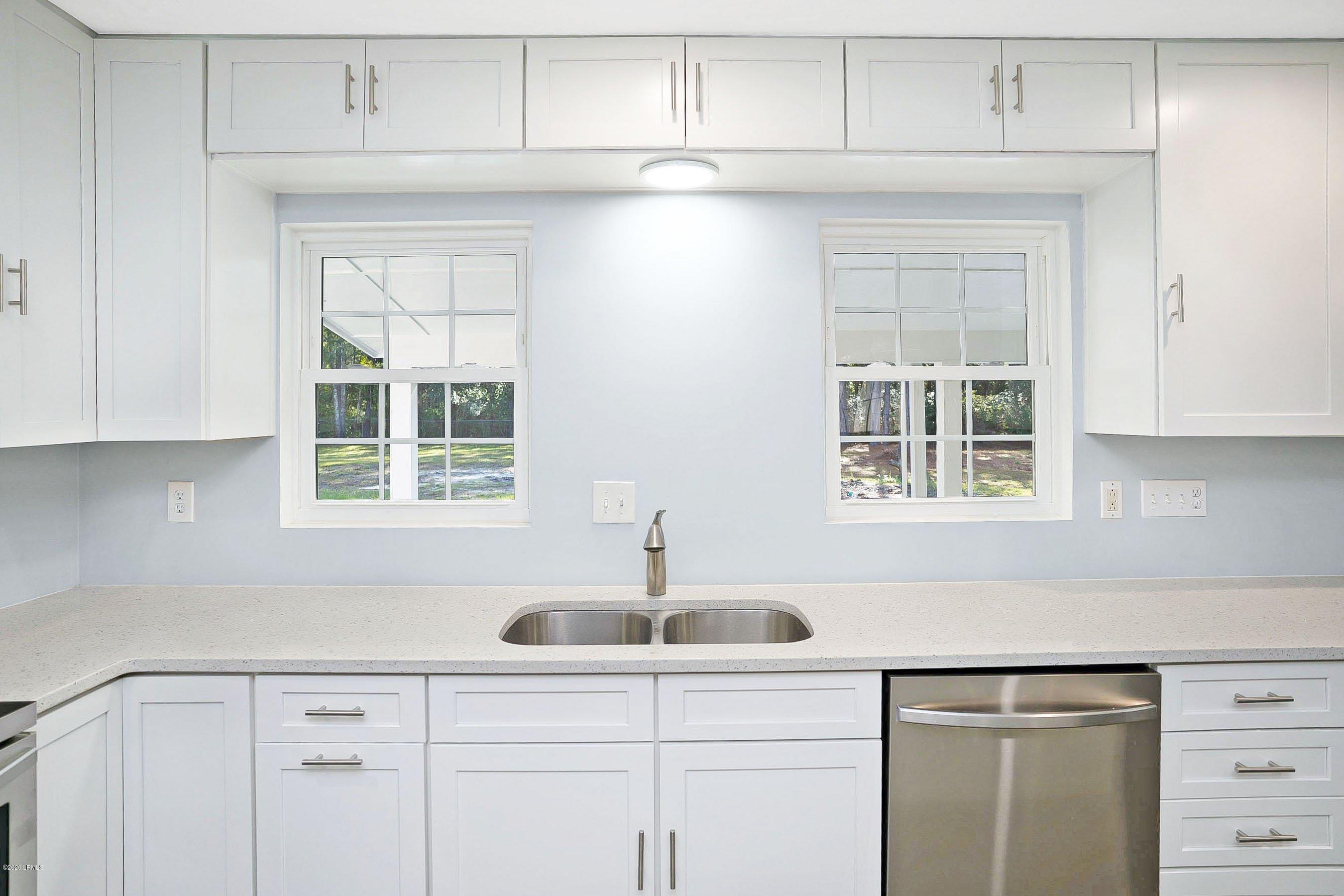 508 Sams Point Road Beaufort, SC 29907 - Photo 8 of 36 Kitchen 4