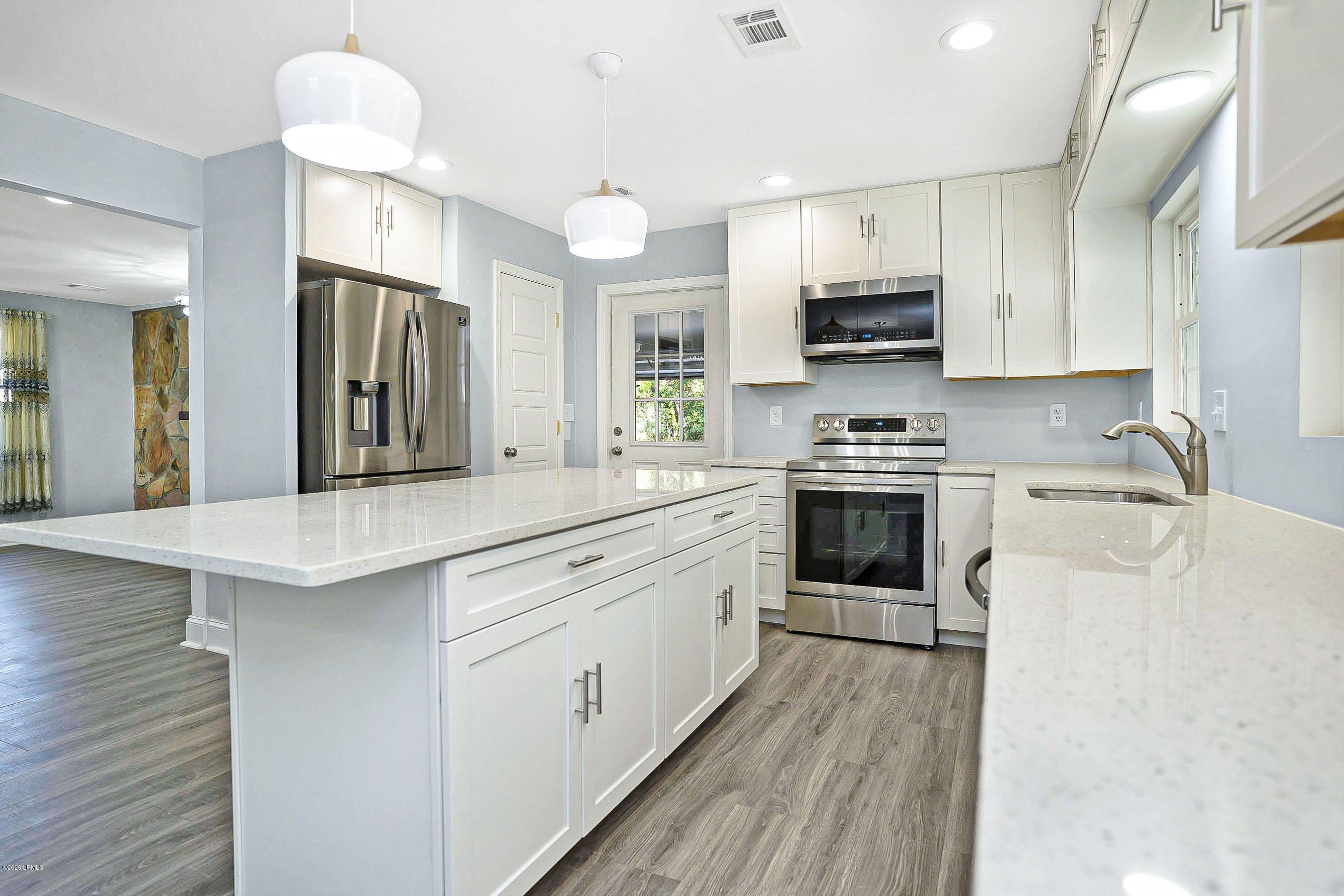 508 Sams Point Road Beaufort, SC 29907 - Photo 10 of 36 Kitchen 6