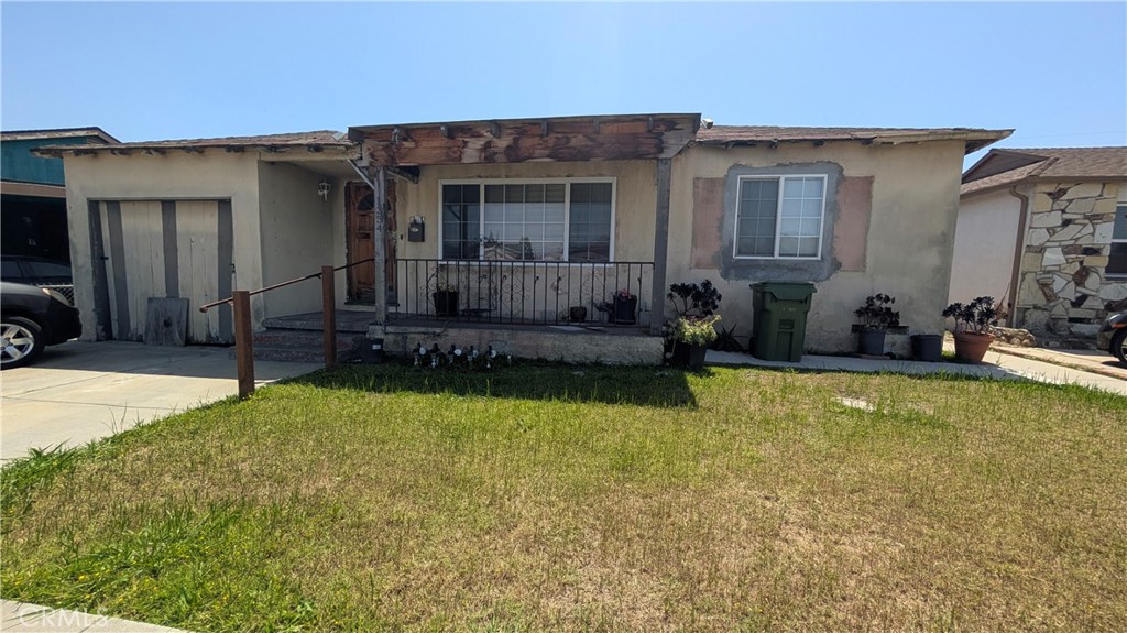 1334 West School Street Compton, CA 90220 - Photo 1 of 2
