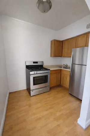 $115,000 | 5135 South Kenwood Avenue, Unit 607, Chicago, IL 60615