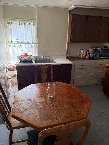 $1,050 | 206 Willow Street, Unit 1, Johnson City, NY 13790