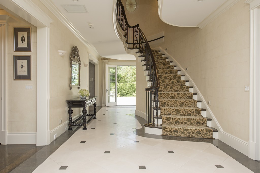 45 Young Road Weston, MA 02493 - Photo 6 of 18