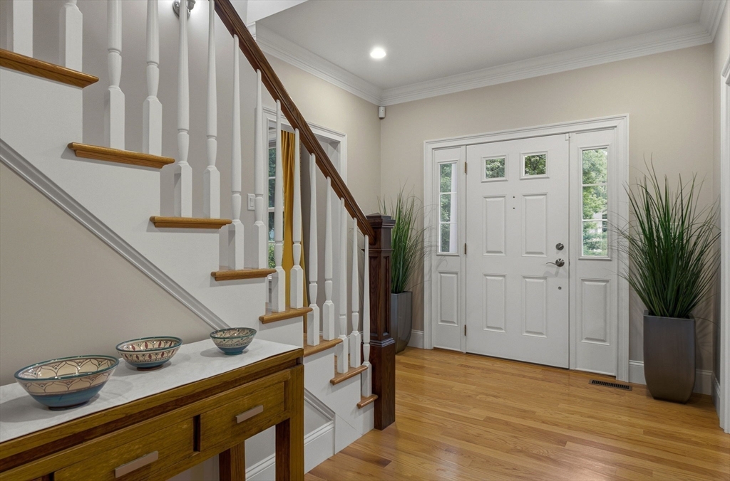 7 Davis Road Bedford, MA 01730 - Photo 16 of 37