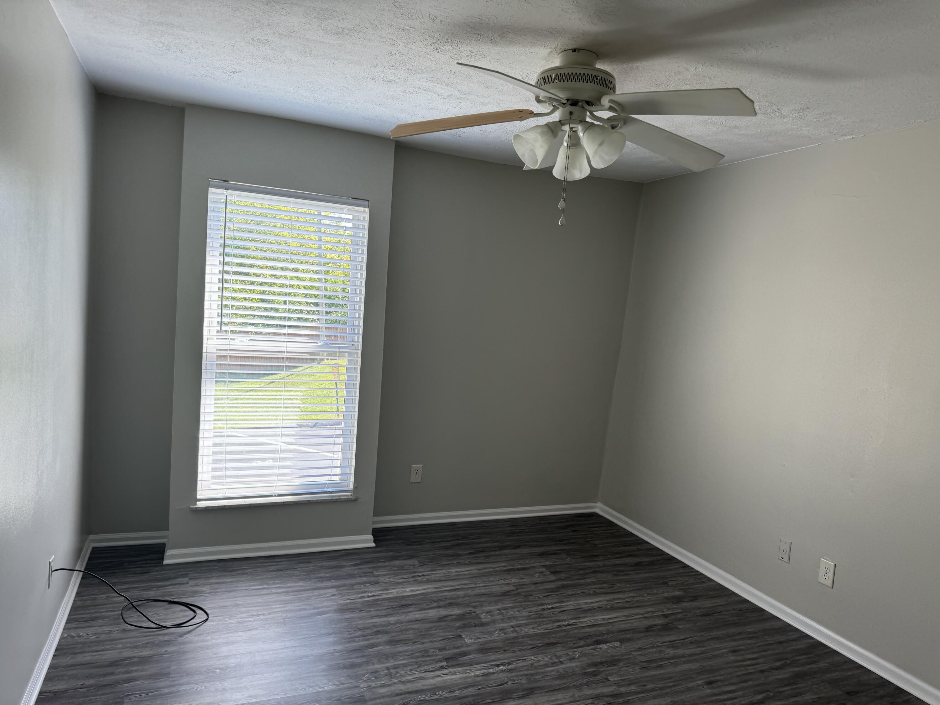 1310 Louisville Road, Unit 67 Frankfort, KY 40601 - Photo 10 of 17 IMG_7343