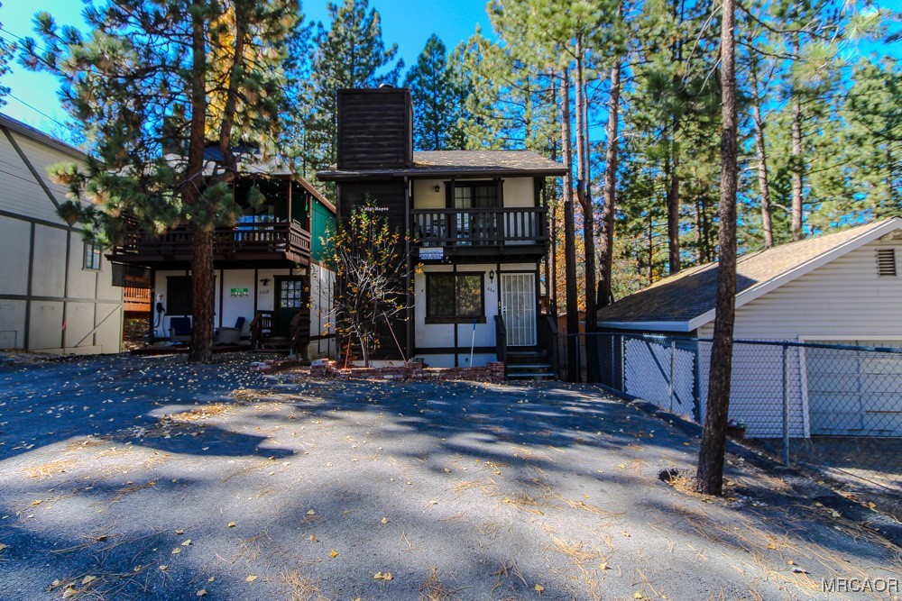 664 Knight Avenue Big Bear Lake, CA 92315 - Photo 35 of 35 a front view of a house with yard