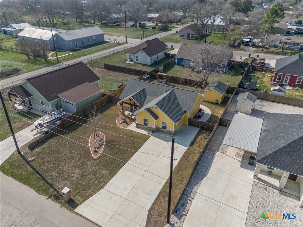 320 Holly Avenue Luling, TX 78648 - Photo 25 of 28