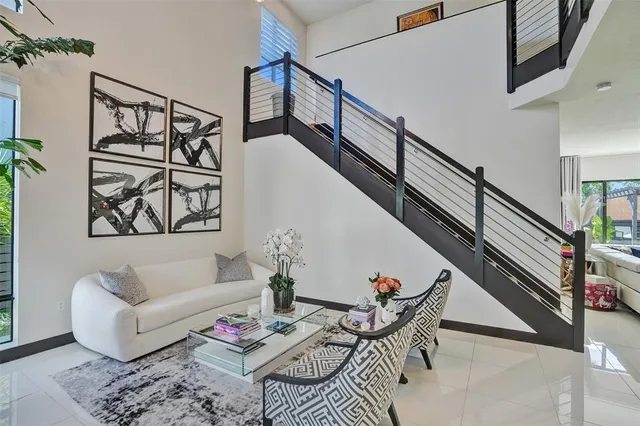 $6,000 | 15501 Northwest 88th Avenue, Unit 15501, Miami Lakes, FL 33018