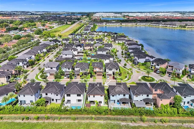 $6,000 | 15501 Northwest 88th Avenue, Unit 15501, Miami Lakes, FL 33018