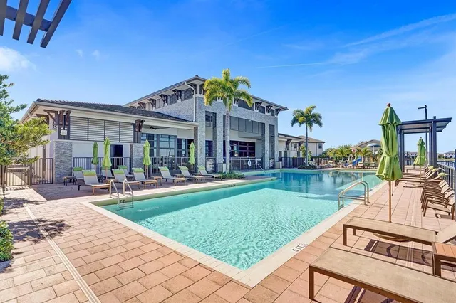 $6,000 | 15501 Northwest 88th Avenue, Unit 15501, Miami Lakes, FL 33018