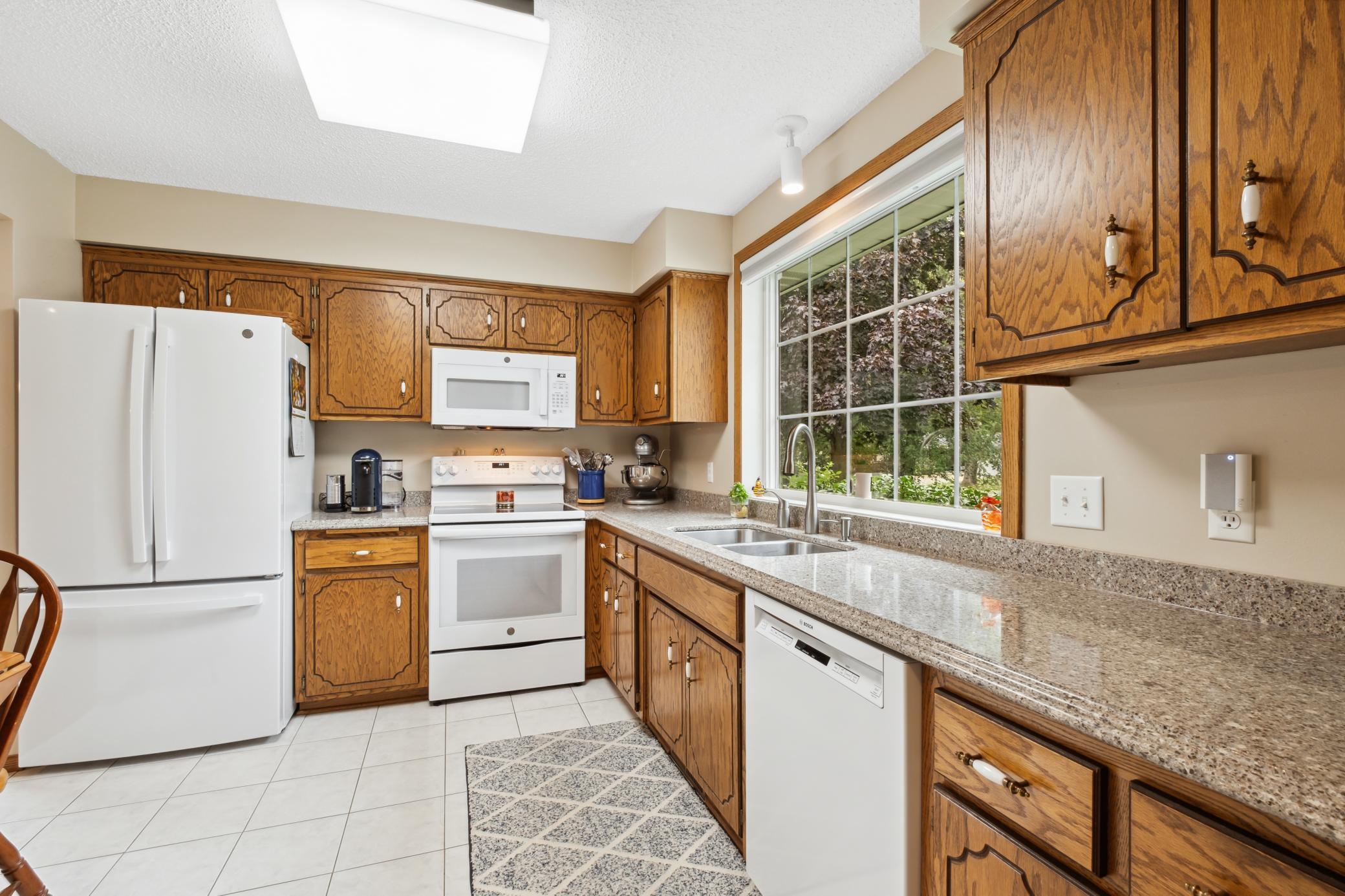4794 Kent Street Shoreview, MN 55126 - Photo 8 of 27 Gallery Image 8