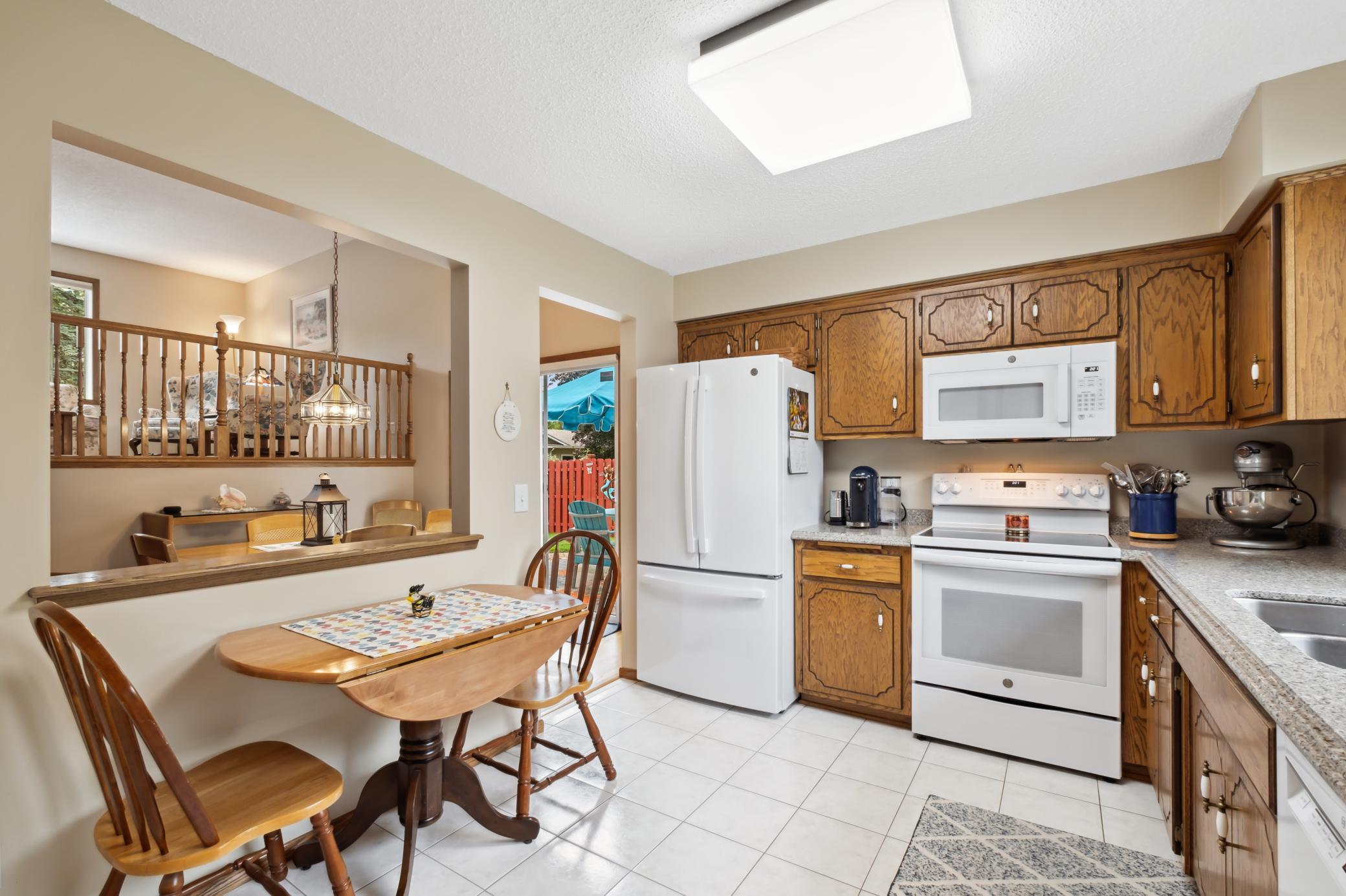 4794 Kent Street Shoreview, MN 55126 - Photo 9 of 27 Gallery Image 9