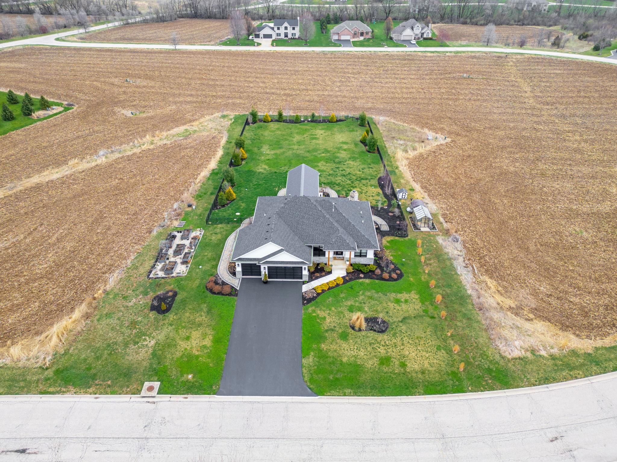 9933 Whisper Ridge Lane Belvidere, IL 61008 - Photo 5 of 53