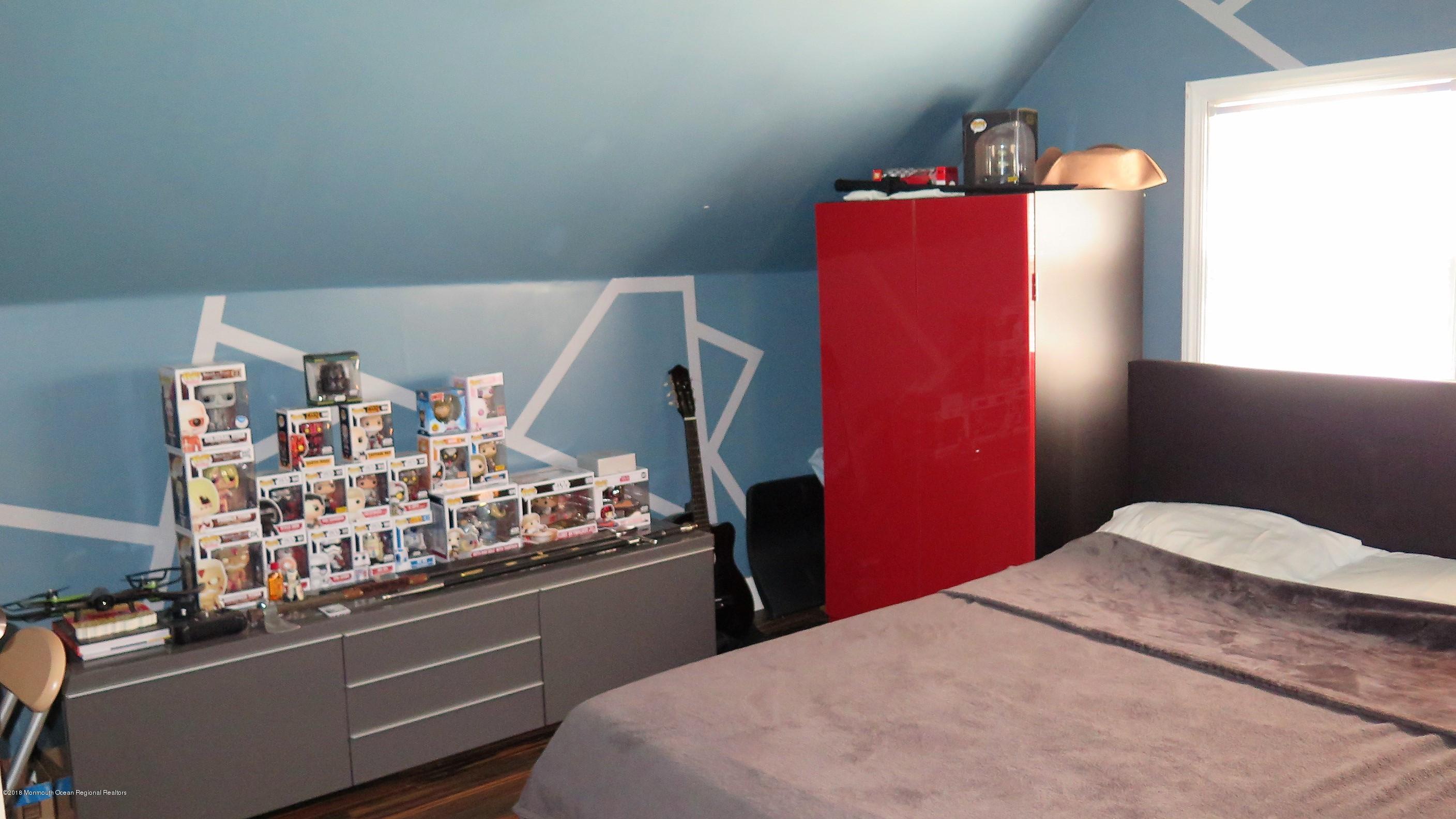 126 Robertsville Road Freehold, NJ 07728 - Photo 27 of 49 Bedroom