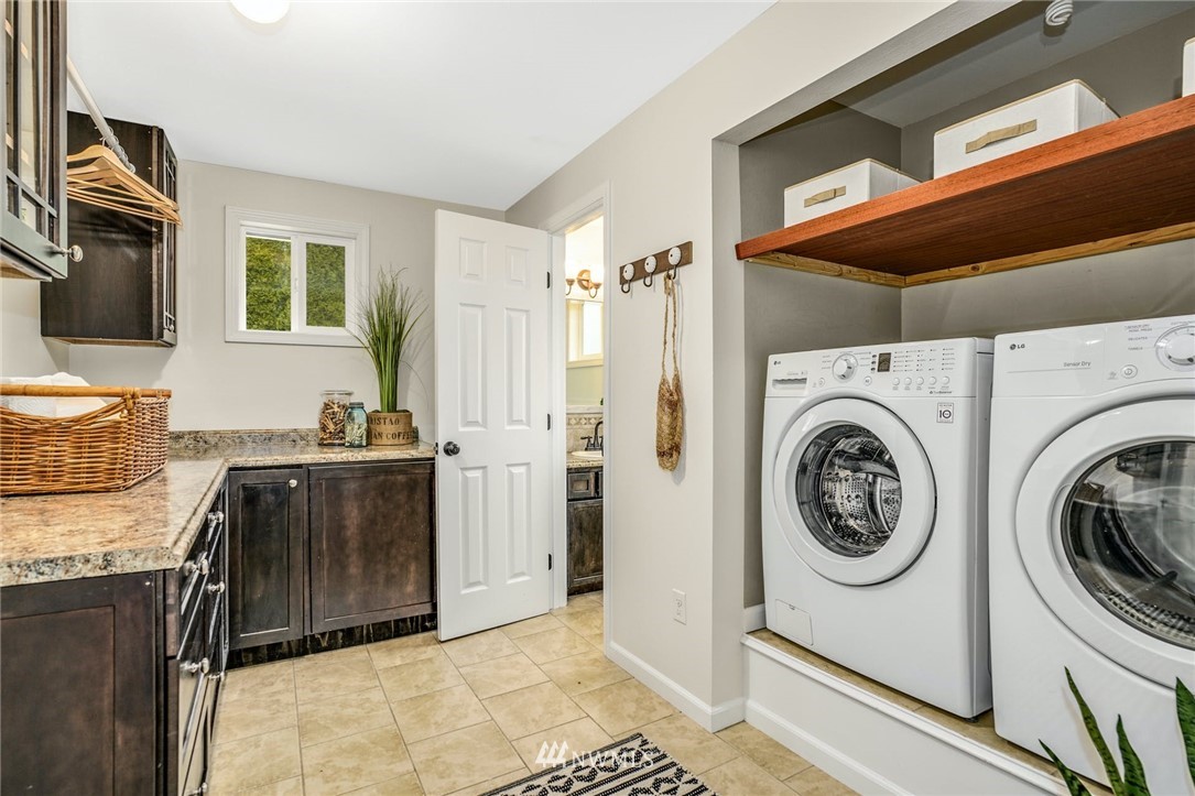13618 183rd Avenue Southeast Renton, WA 98059 - Photo 13 of 39 Gallery Image 13