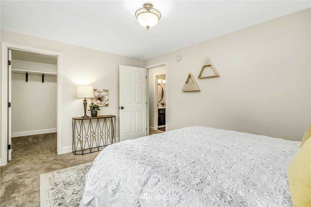 13618 183rd Avenue Southeast Renton, WA 98059 - Photo 15 of 39 Gallery Image 15