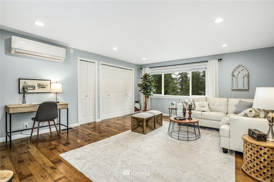 13618 183rd Avenue Southeast Renton, WA 98059 - Photo 7 of 39 Gallery Image 7