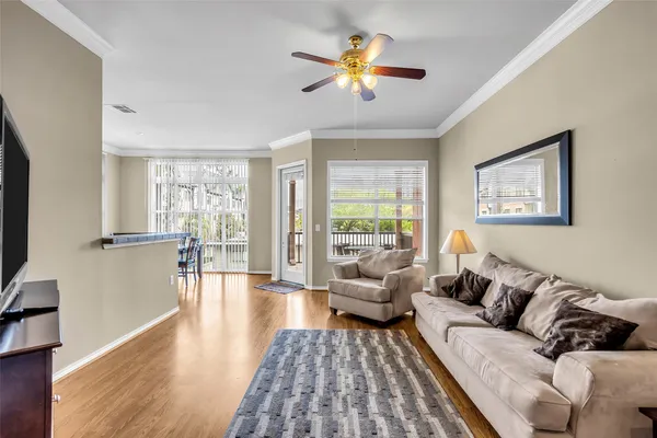 $335,000 | 2400 McCue Road, Unit 240, Houston, TX 77056