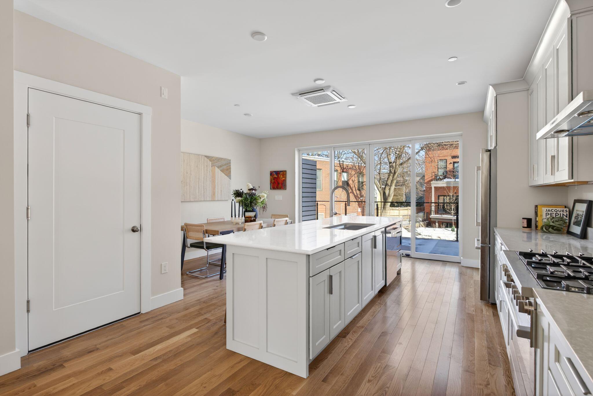 55 Carleton Street, Unit A Portland, ME 04102 - Photo 24 of 62 55_DSC07458