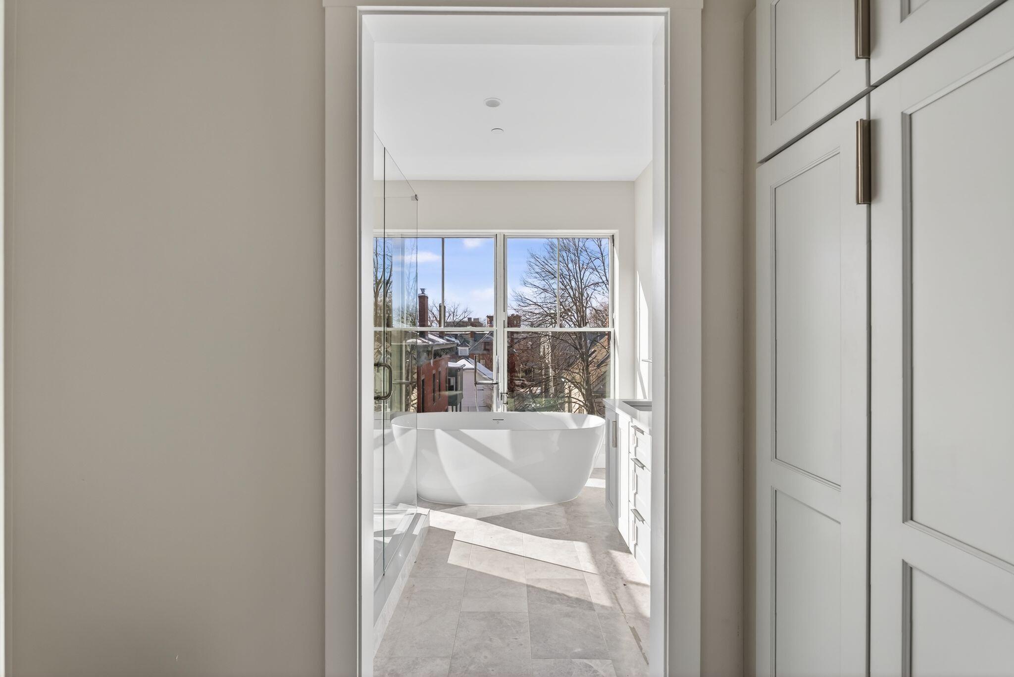 55 Carleton Street, Unit A Portland, ME 04102 - Photo 35 of 62 23_DSC07274