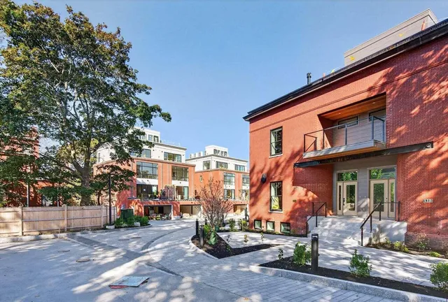 $2,099,000 | 55 Carleton Street, Unit A, Portland, ME 04102