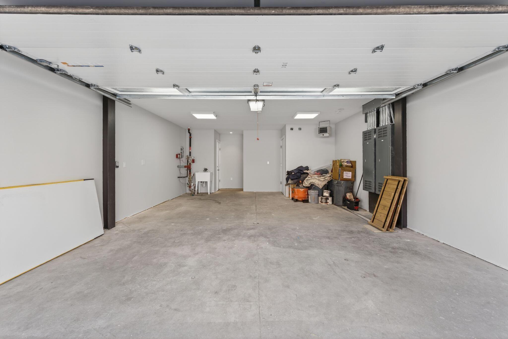 55 Carleton Street, Unit A Portland, ME 04102 - Photo 54 of 62 68_DSC07549