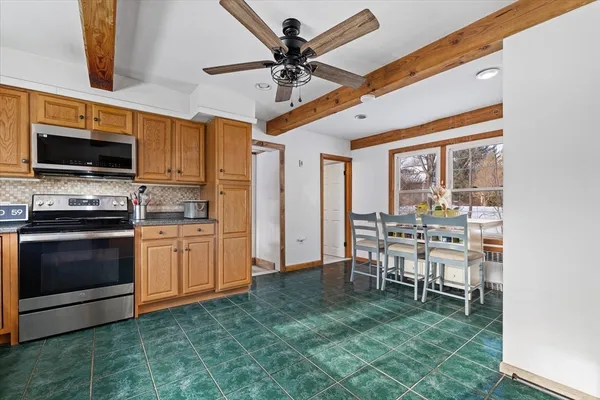 $579,900 | 127 North Main Street, West Boylston, MA 01583