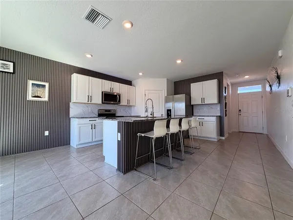 $2,450 | 3416 Shady Sunrise Loop, Plant City, FL 33565