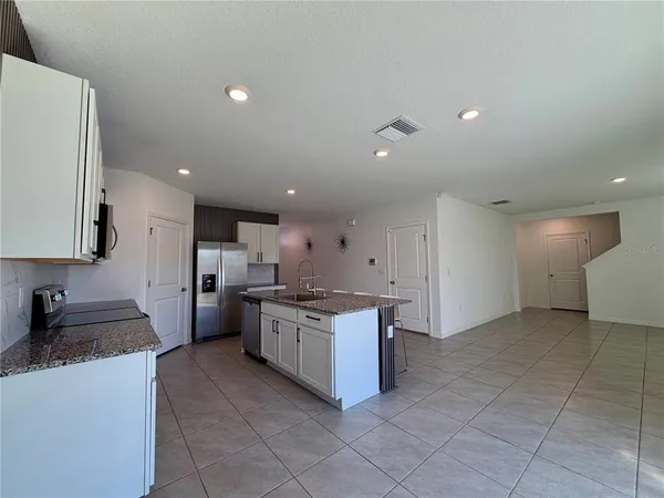 $2,450 | 3416 Shady Sunrise Loop, Plant City, FL 33565