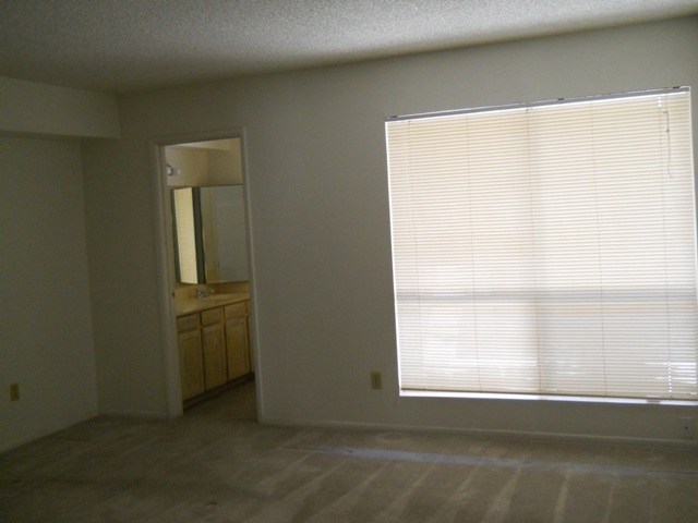 1625 North Miller Road, Unit 15 Scottsdale, AZ 85257 - Photo 5 of 7 bedroom