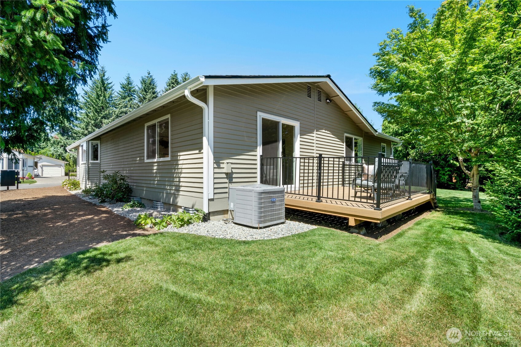 24209 10th Place West Bothell, WA 98021 - Photo 27 of 30