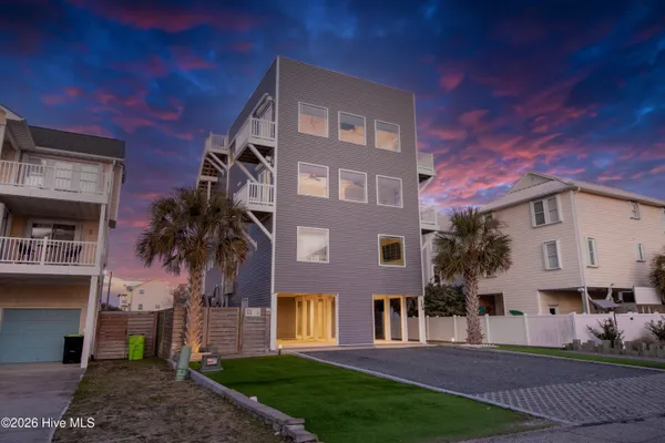 $2,250,000 | 106 Charlotte Avenue, Surf City, NC 28445