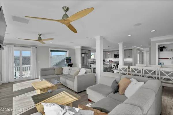 $2,225,000 | 106 Charlotte Avenue, Surf City, NC 28445