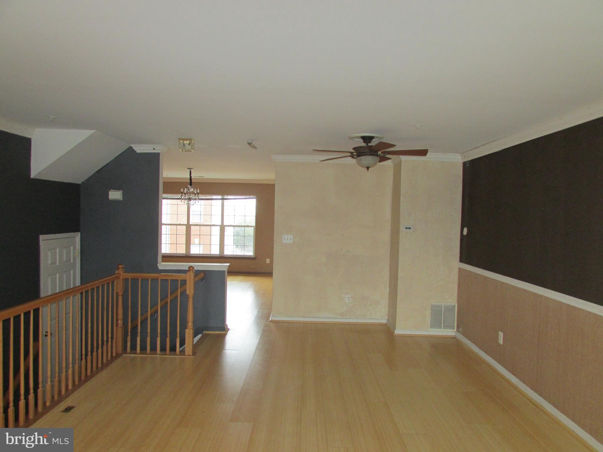 12989 Middlebrook Road, Unit 6 Germantown, MD 20874 - Photo 5 of 23 LIVING ROOM