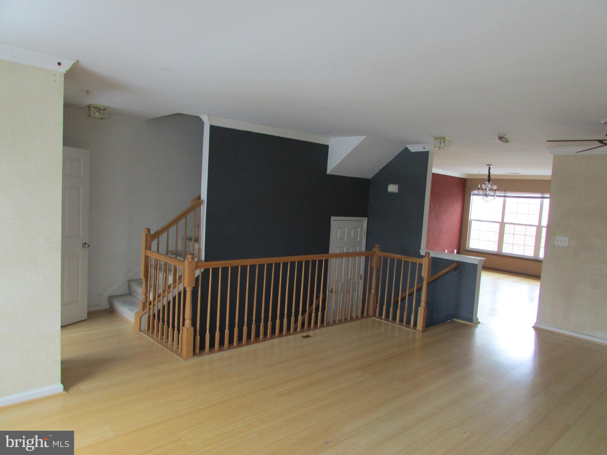 12989 Middlebrook Road, Unit 6 Germantown, MD 20874 - Photo 6 of 23 LIVING ROOM