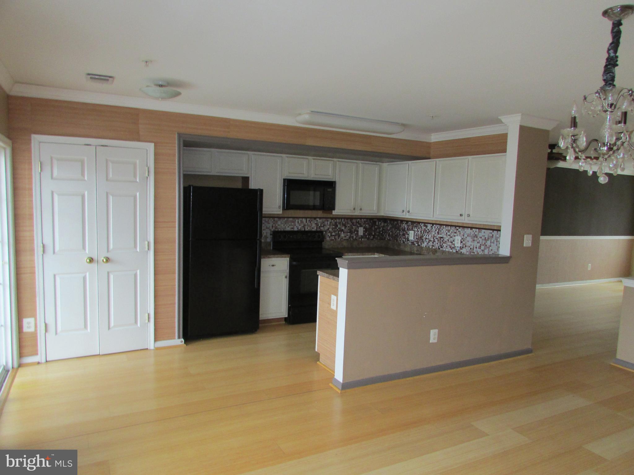 12989 Middlebrook Road, Unit 6 Germantown, MD 20874 - Photo 10 of 23 KITCHEN VIEW