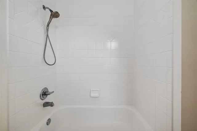 $4,250 | 22115 Oakcreek Hollow Lane, Katy, TX 77450