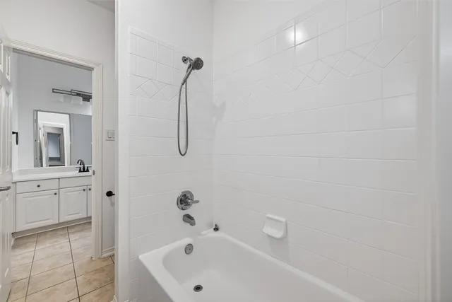 $4,250 | 22115 Oakcreek Hollow Lane, Katy, TX 77450