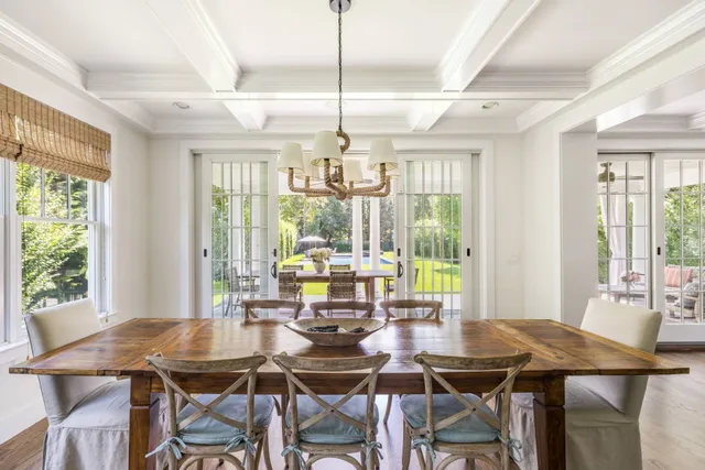 $160,000 | 110 Pelletreau Street, Southampton, NY 11968