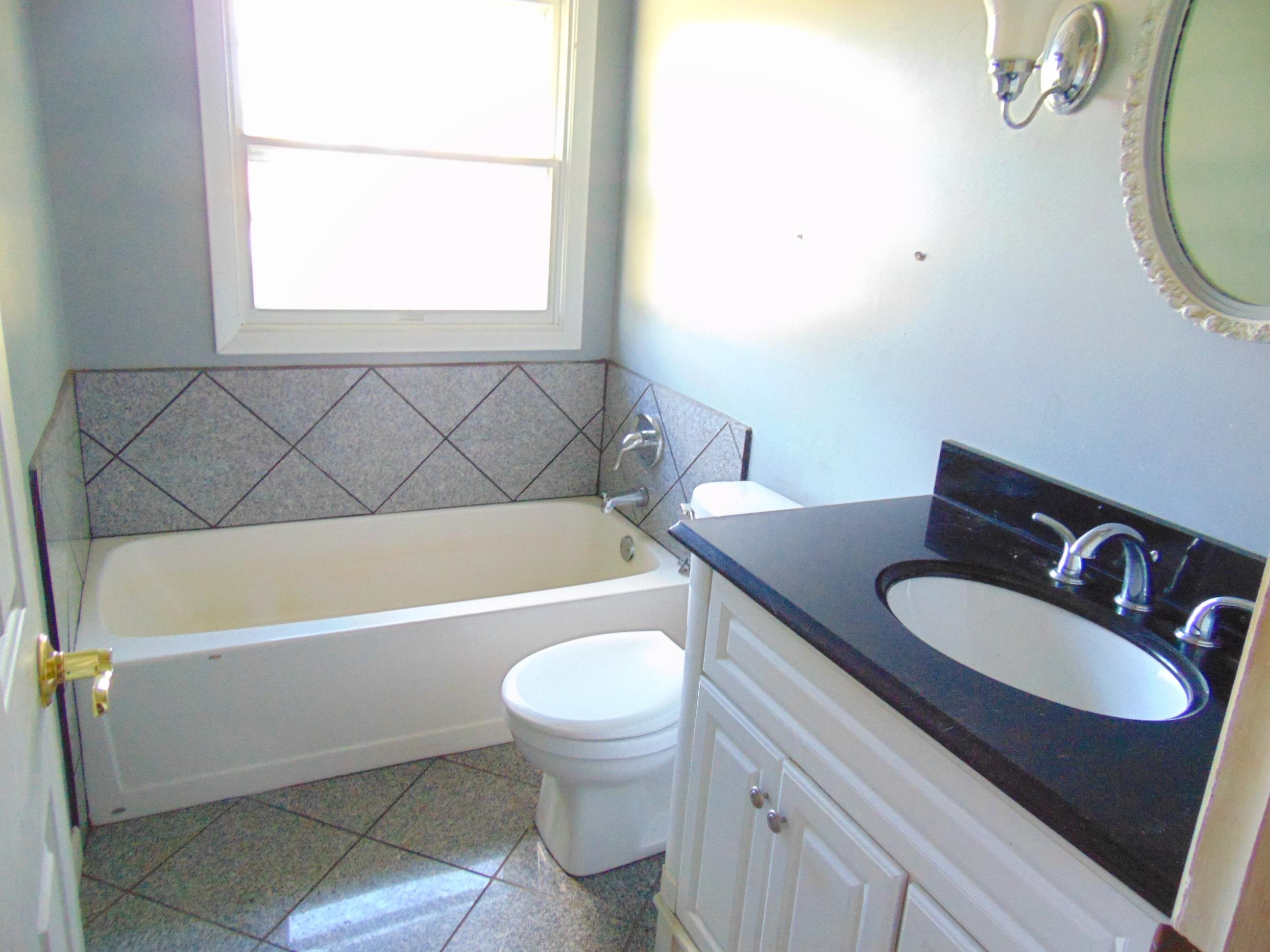 4052 South Shepherd Road Mount Pleasant, MI 48858 - Photo 10 of 15 1938650-d25cbcb9-c5ff-4bc7-a82a-662b74548cf5.JPG