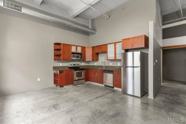 $97,000 | 1136 Washington Avenue, Unit 201, St. Louis, MO 63101