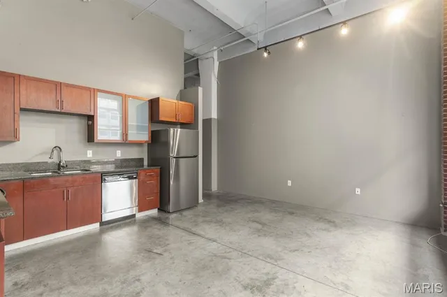 $97,000 | 1136 Washington Avenue, Unit 201, St. Louis, MO 63101