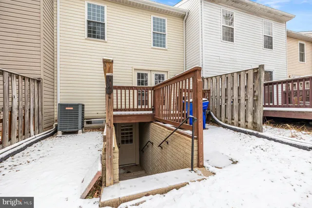 $374,999 | 6795 Snow Goose Court, Frederick, MD 21703