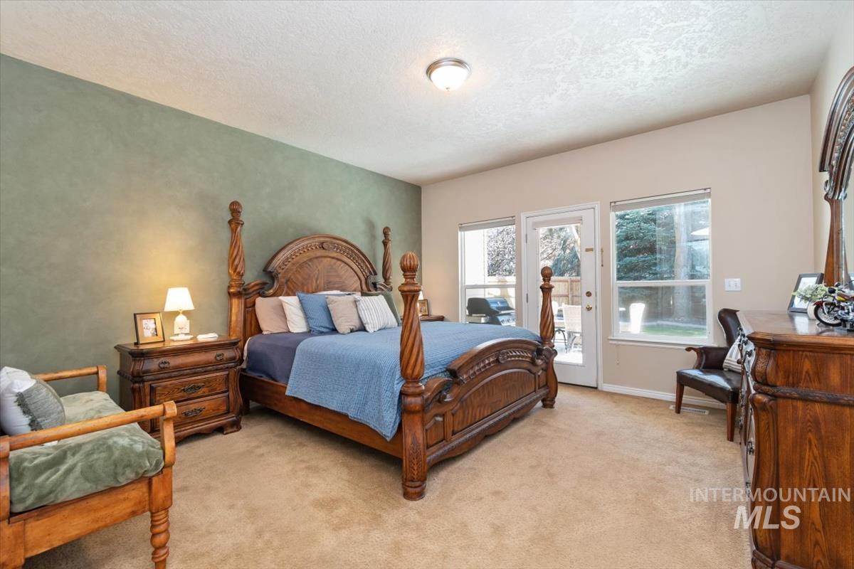 2495 East Ashbrook Court Eagle, ID 83616 - Photo 20 of 42