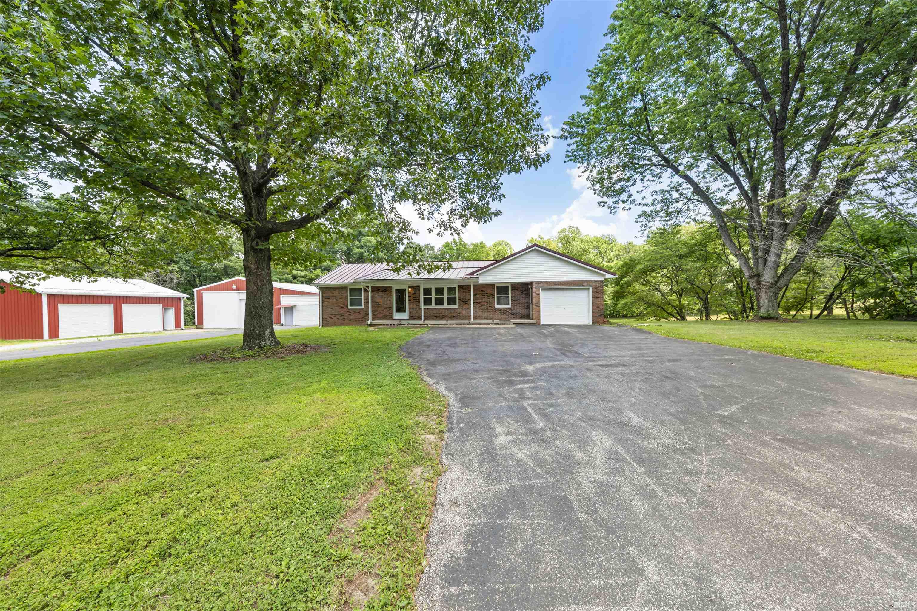 11549 St Wendel Road Evansville, IN 47720 - Photo 1 of 36 Gallery Image 1