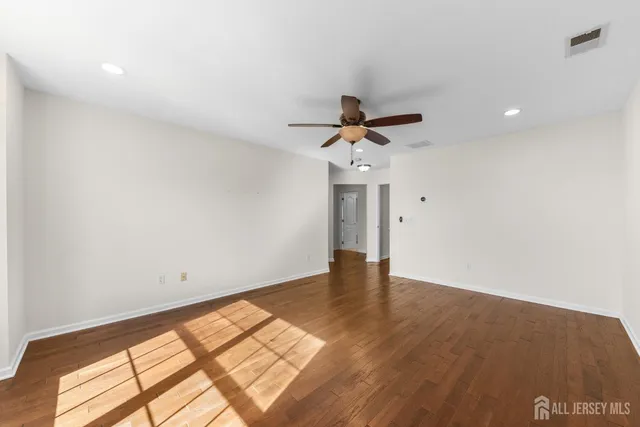 $4,200 | 19 Edward Stec Boulevard, Edison, NJ 08837