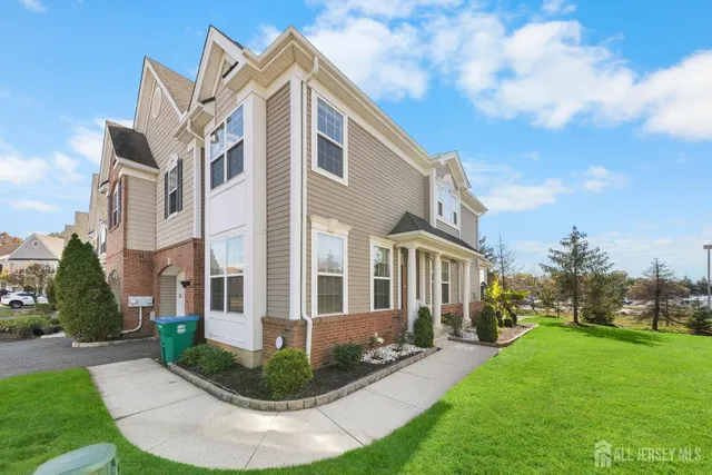 $4,200 | 19 Edward Stec Boulevard, Edison, NJ 08837