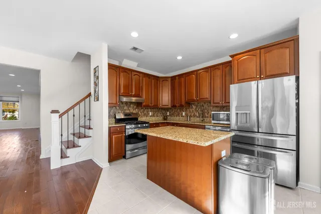 $4,200 | 19 Edward Stec Boulevard, Edison, NJ 08837