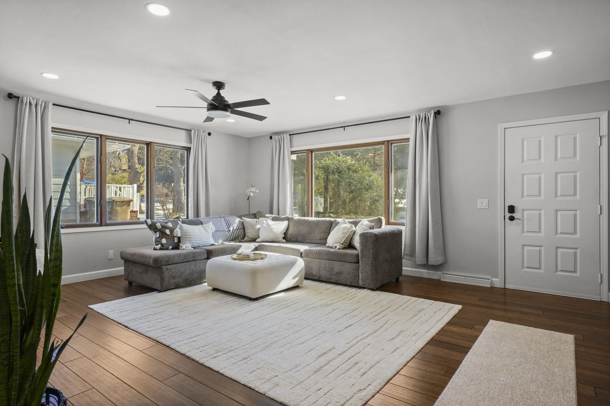 5518 Belin Street Madison, WI 53705 - Photo 5 of 44