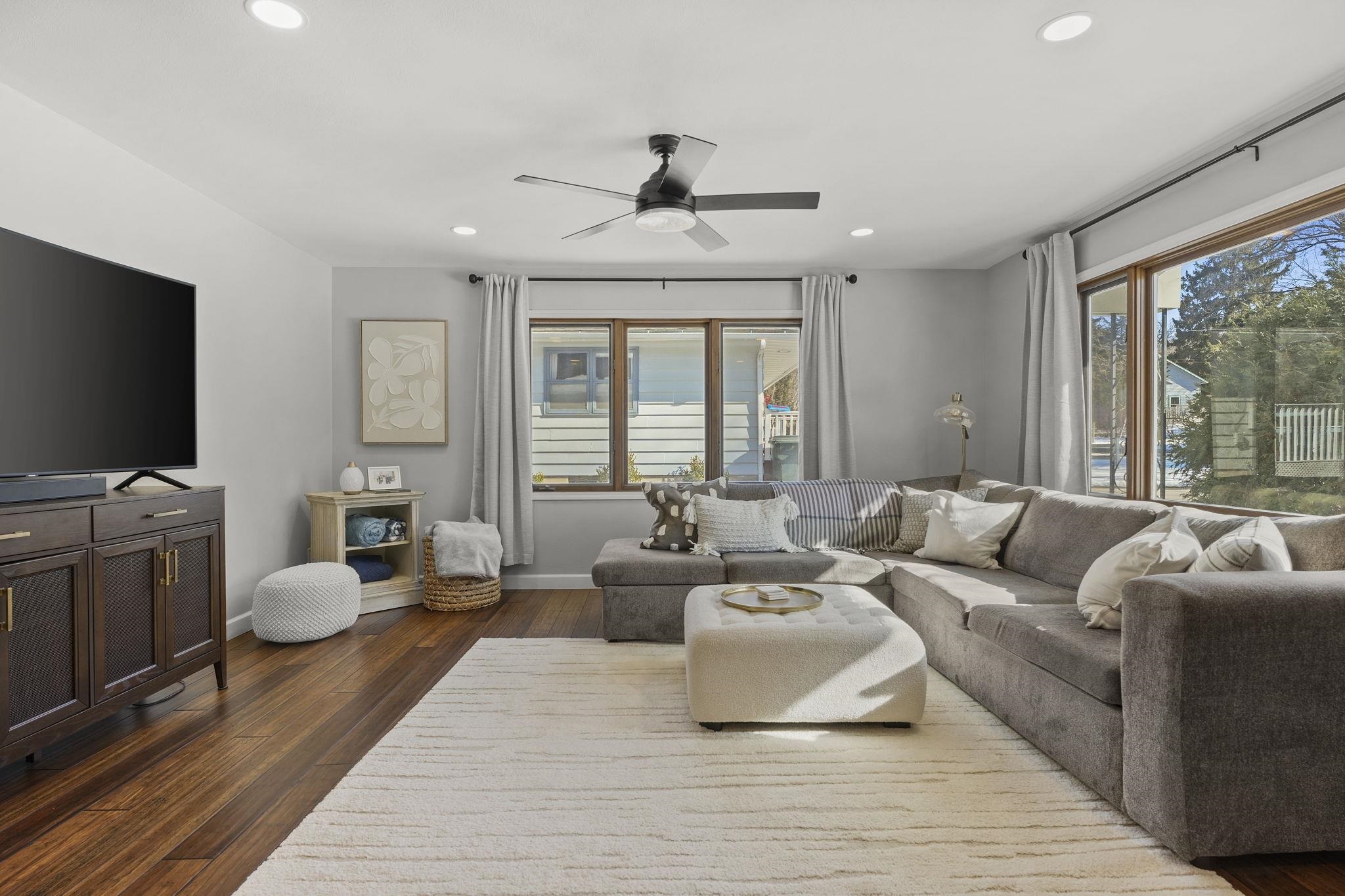 5518 Belin Street Madison, WI 53705 - Photo 6 of 44